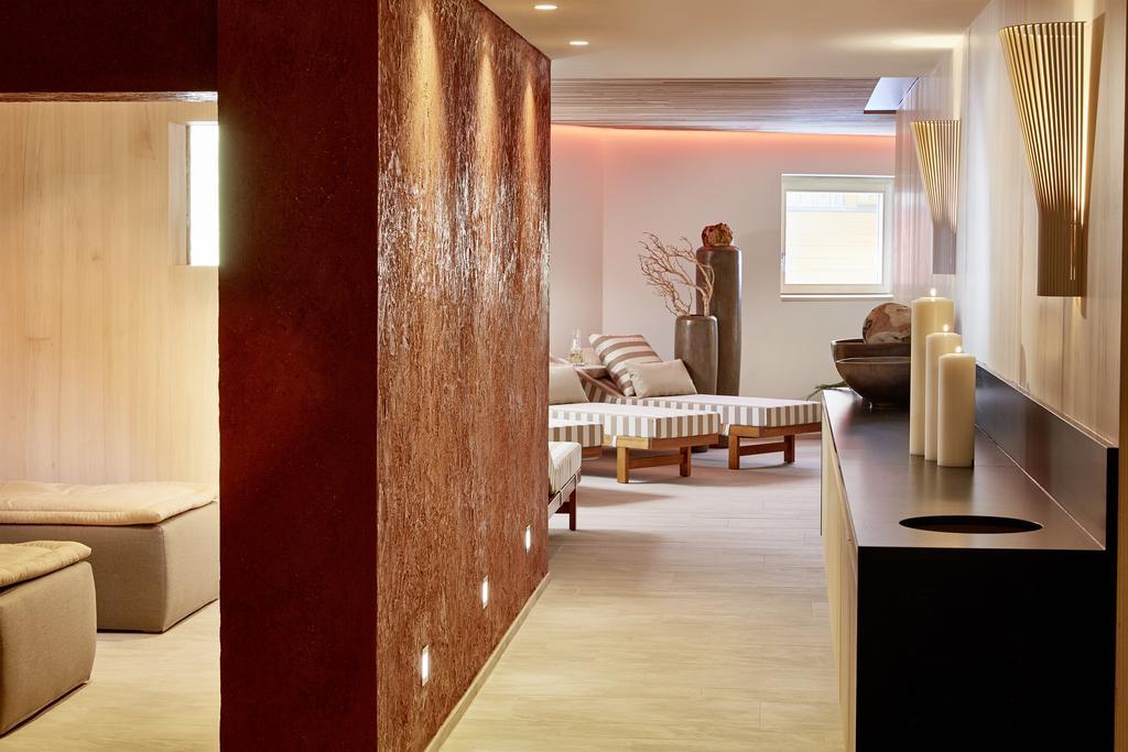 קוהטאי Hotel Konradin מראה חיצוני תמונה