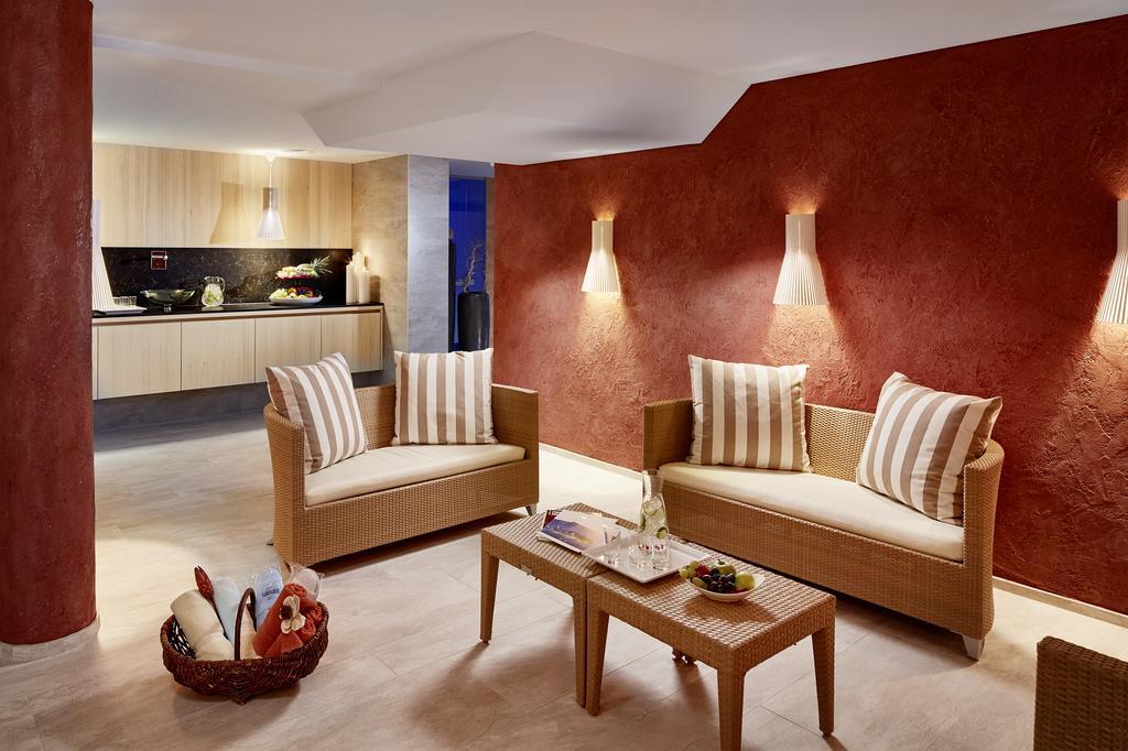 קוהטאי Hotel Konradin מראה חיצוני תמונה
